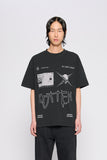 FRONT GRAPHICS WORDS TEE - BLACK